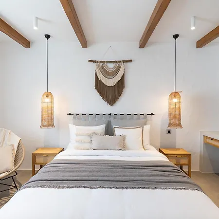 Nomad Boutique - Adults Only Hotel Side